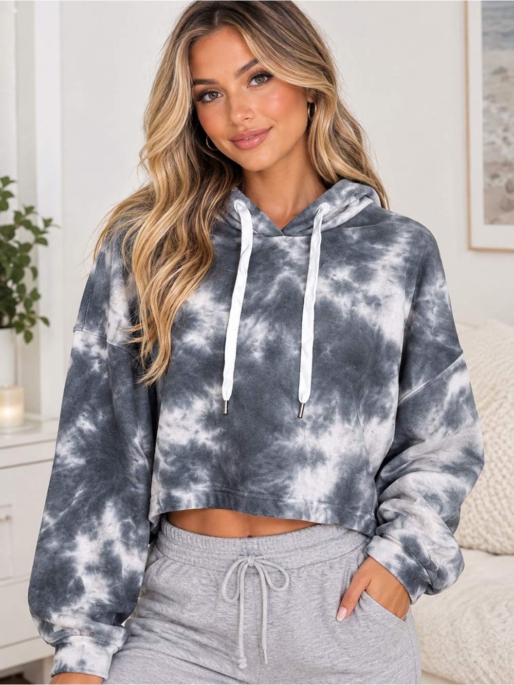Elodie Revolve Tie-Dye Gray White Cropped Hoodie Relaxed Boxy Fit Size Small